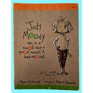 Judy Moody Was In A‎ Mood Paperback Book No. 1 - Megan McDonald